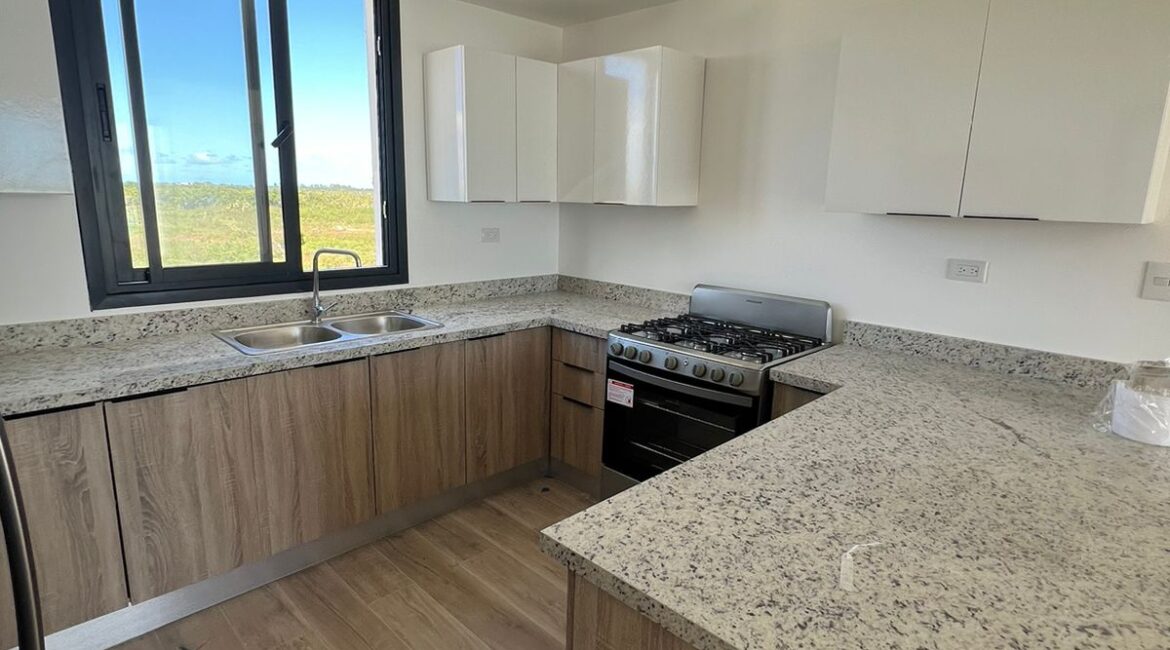 2 Bedroom Apartment The Beach